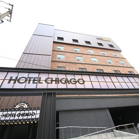 Hotel Chicago Changwon Bagian luar foto